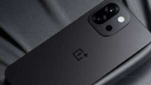 लॉन्च हुआ OnePlus 13T स्मार्टफोन, 16GB तक RAM के साथ 6260mAh बैटरी