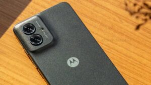 लॉन्च से पहले सामने आए Moto G56 5G स्मार्टफोन के स्पेसिफिकेशंस, जानें इसकी कीमत और खासियत
