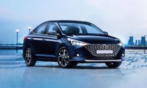 सड़क पर चले तो नजरें थम जाएं, Hyundai Verna का स्टाइलिश डिजाइन बना रहा है सबको दीवाना!