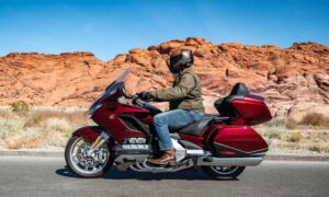 सपनों जैसी राइड, हकीकत जैसी फील Honda Gold Wing बनी है हर सफर की स्टाइलिश कहानी!