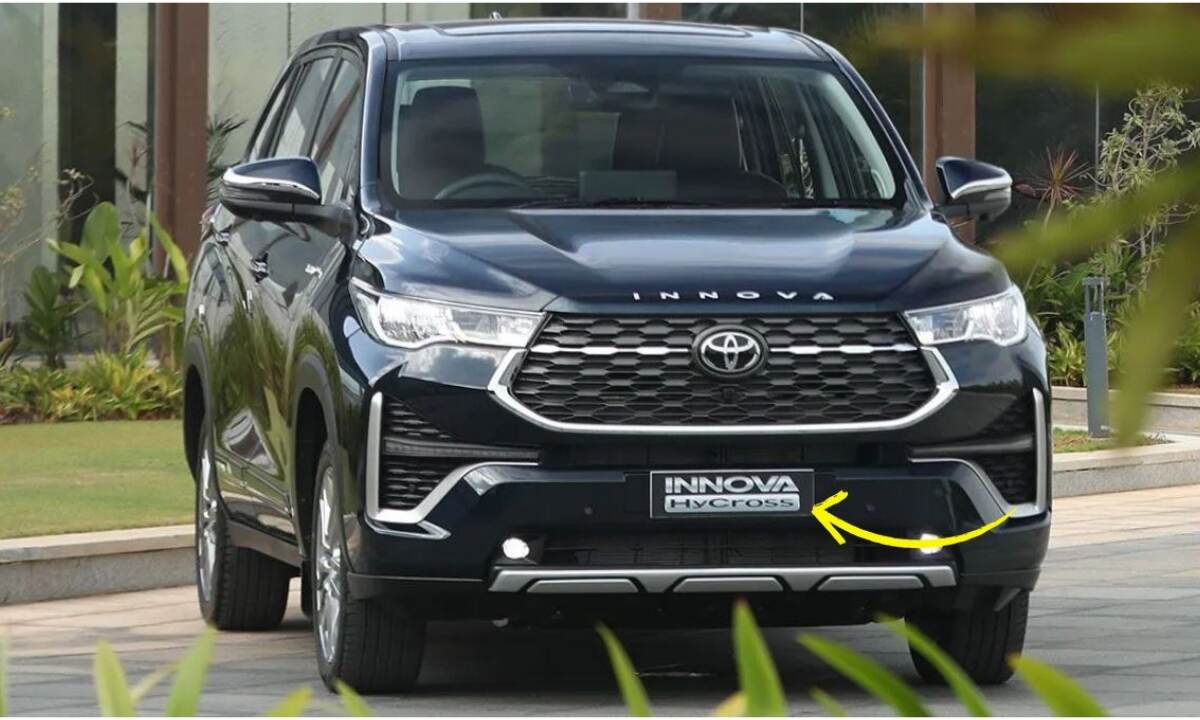 Toyota Innova Hycross