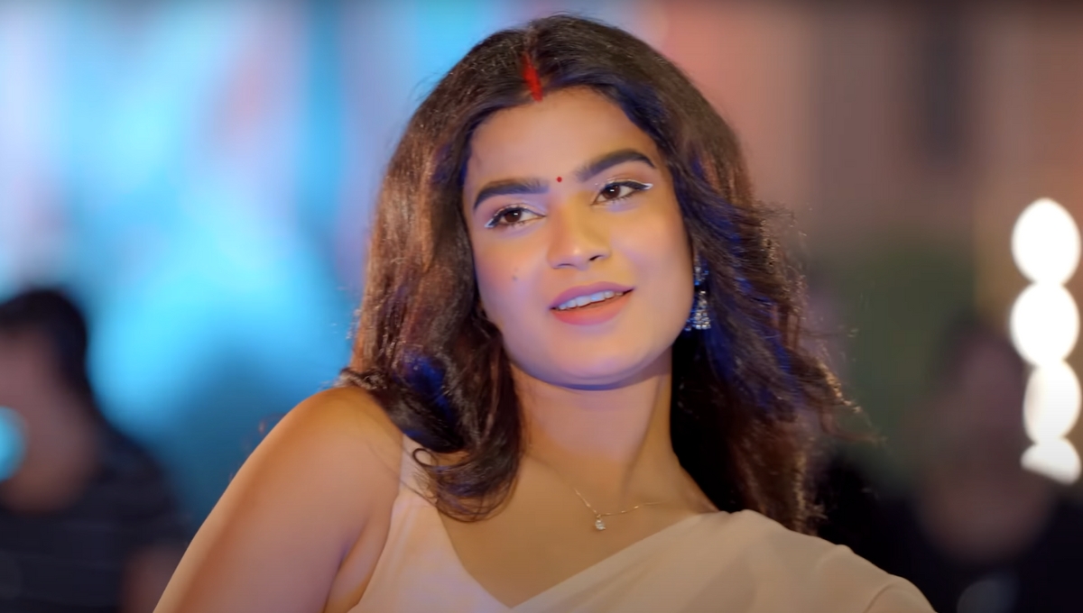 Bhojpuri Song: भावनाओं से भरा नया भोजपुरी हिट "देवरा के हिस्सा है" में दिखा Srishti Bharti का जबरदस्त अंदाज़