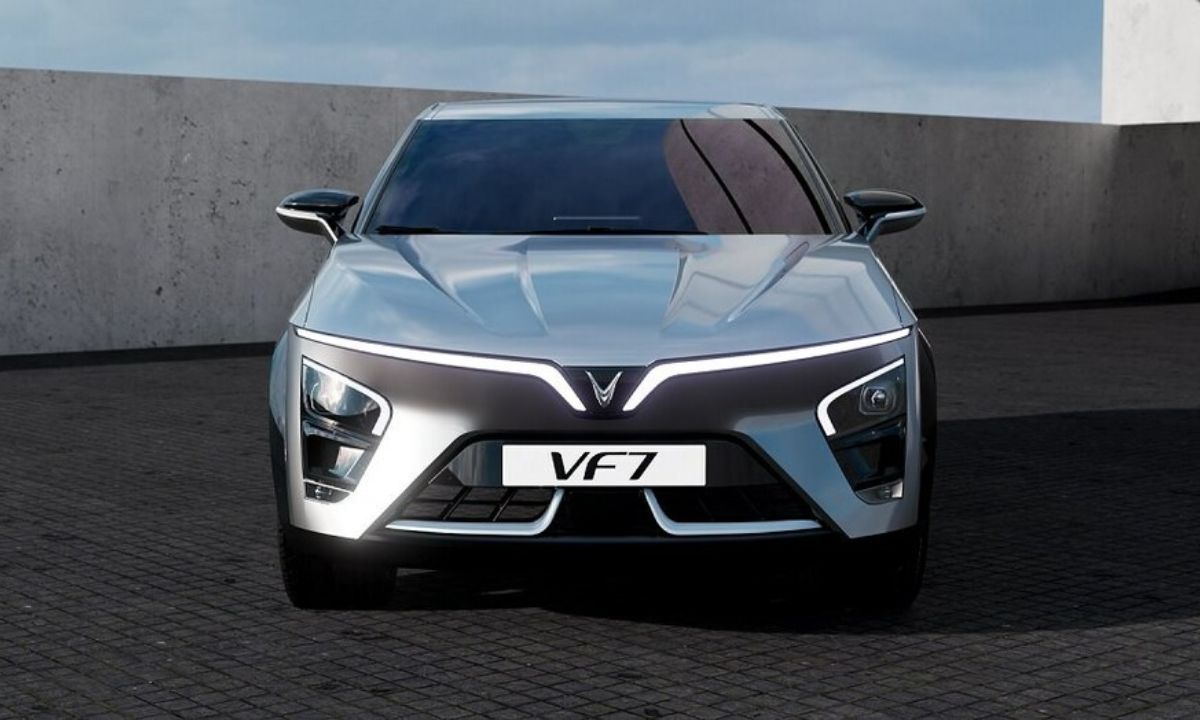 VinFast VF6 and VF7