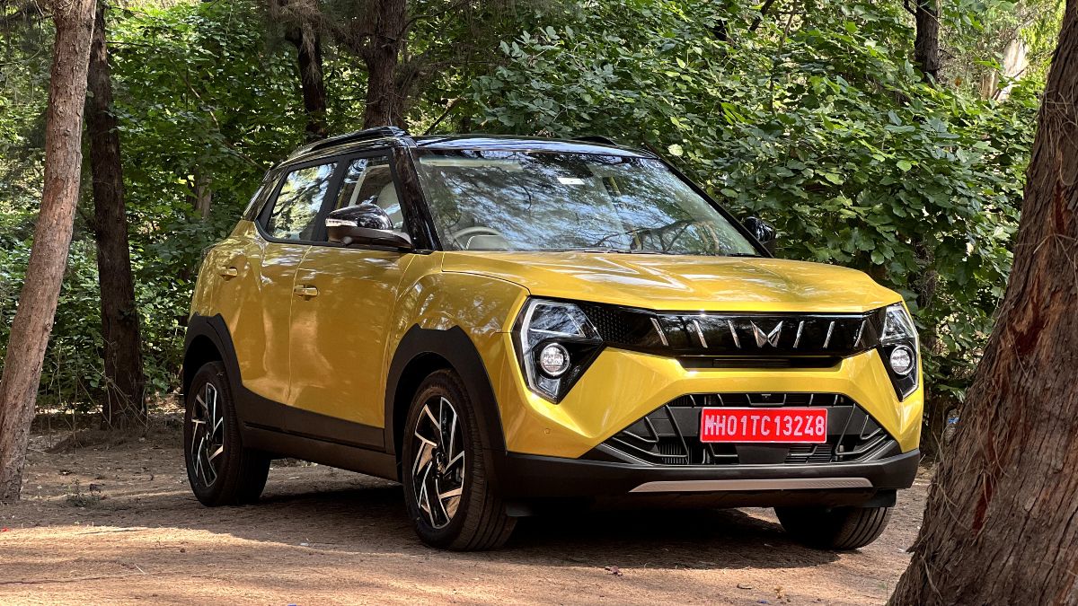 Mahindra XUV 3XO Hybrid