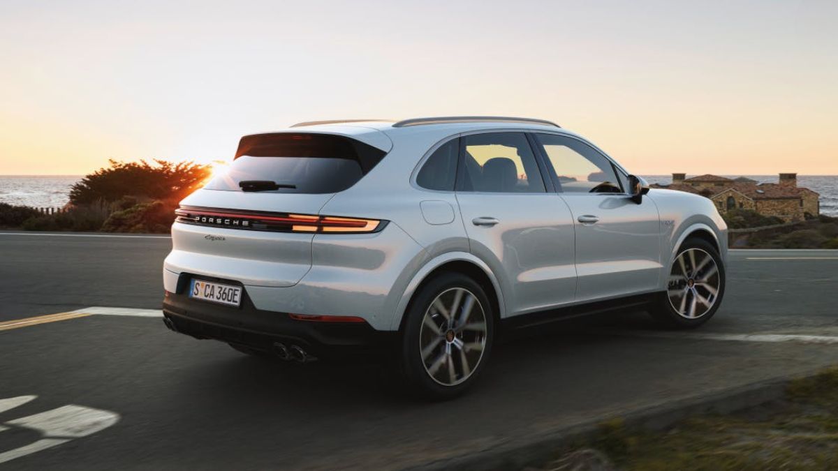 Porsche Cayenne EV SUV