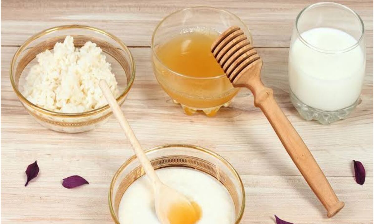 Rice and Curd Face Pack