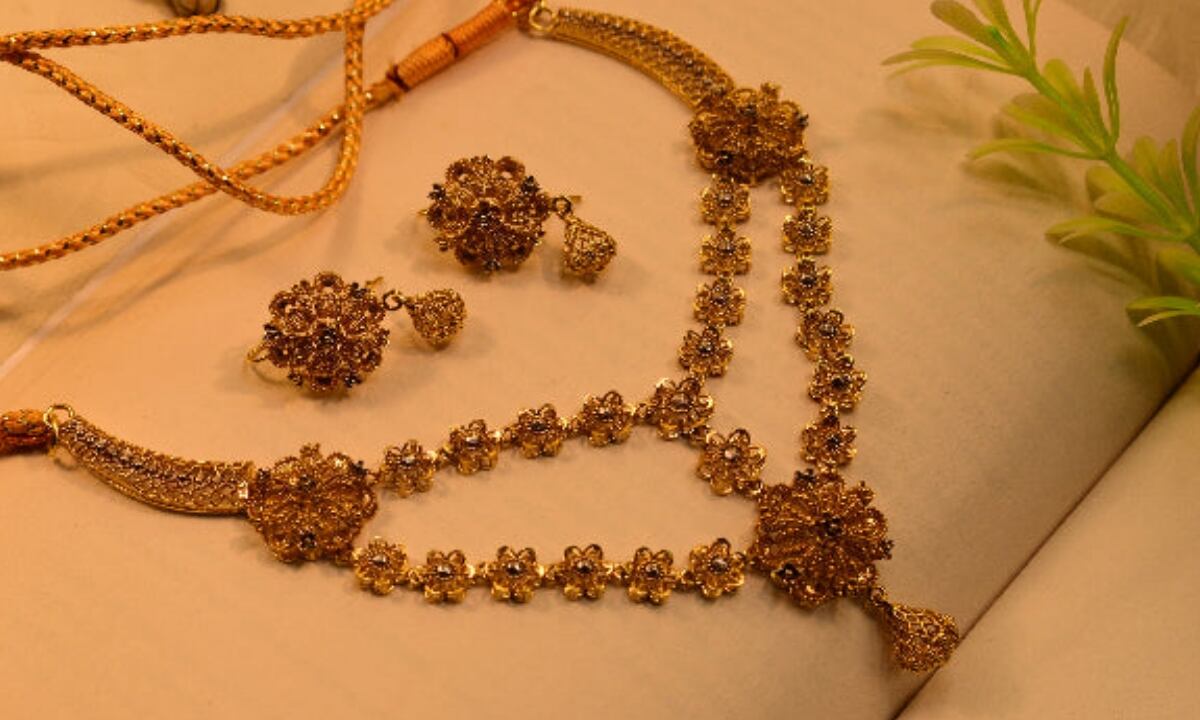 Gold rates go higher