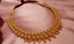 Gold Price Today: सोना आज गिरा, जानिए क्या चल रहे हैं ताजा रेट्स