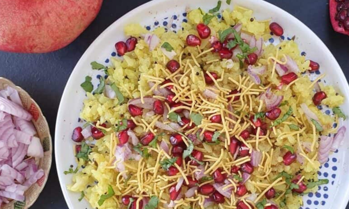 Khatta Meetha Poha Recipe