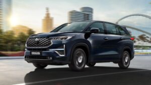 Toyota Innova Hycross: बड़ी फैमिली के लिए स्मार्ट और फ्यूचर-रेडी MPV